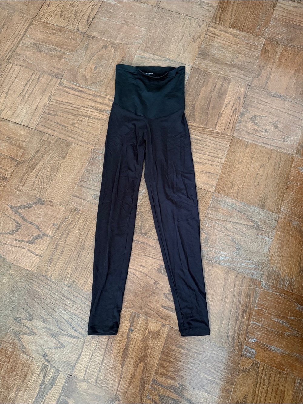 A Pea in the Pod Black High-Waist Maternity Leggings